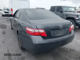 2007 Toyota Camry CE with VIN 4T1BE46K97U100171, listed as a IAAI auction lot 42019114 with 200,840 mi miles. Bid and sale history available at carsss.com. Image 3.