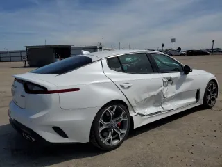 2020 Kia Stinger GT with VIN KNAE35LC7L6078130, listed as a Copart auction lot 50265895 with 83,540 mi miles and Salvage Title. Bid and sale history available at carsss.com. Image 3.