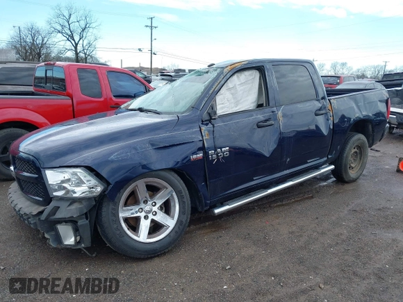 2016 Ram 1500 Express z VIN 3C6RR6KT1GG228318, wystawiony jako IAAI lot #41380007 z przebiegiem 140 209 mil mil oraz . Historia ofert i sprzedaży dostępna na DreamBid. Obrazek 6.