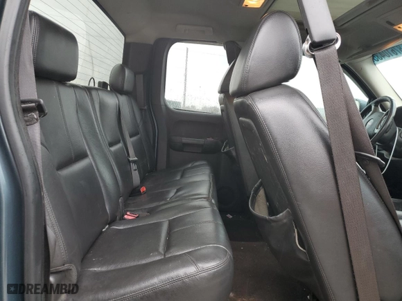 2008 GMC Sierra 2500HD SLE2 with VIN 1GTHK29KX8E198971, listed as a Copart auction lot 87610435 with 317,278 mi miles and Salvage Title. Bid and sale history available at carsss.com. Image 10.
