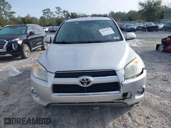 2012 Toyota RAV4 Limited z VIN JTMDF4DV4C5056172, wystawiony jako IAAI lot #41675123 z przebiegiem 105 028 mil mil oraz . Historia ofert i sprzedaży dostępna na DreamBid. Obrazek 12.