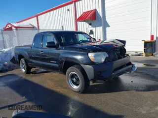 2014 Toyota Tacoma with VIN 5TFTX4CN2EX042952, listed as a IAAI auction lot 41303686 with 185,337 mi miles and . Bid and sale history available at DreamBid. Image 1.