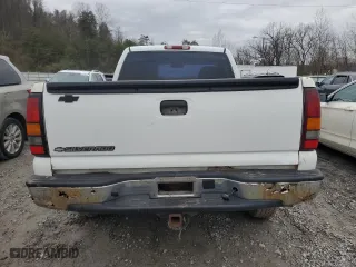 2002 Chevrolet Silverado 1500 LS with VIN 1GCEK14V82Z135222, listed as a Copart auction lot 82079734 with 121,935 mi miles and Salvage Title. Bid and sale history available at carsss.com. Image 10.