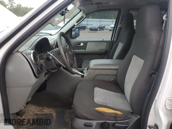 2004 Ford Expedition XLT with VIN 1FMPU16W84LA94570, listed as a Copart auction lot 70442774 with 254,932 mi miles and Salvage Title. Bid and sale history available at carsss.com. Image 7.