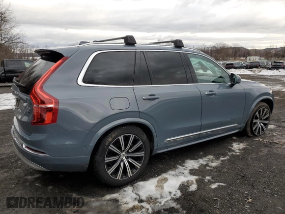 2022 Volvo XC90 Inscription with VIN YV4A22PL8N1871611, listed as a Copart auction lot 43710095 with 68,693 mi miles and Salvage title. Bid and sale history available at DreamBid. Image 3.