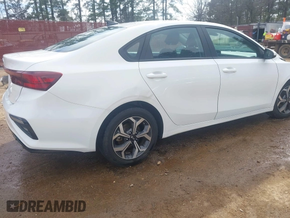 2021 Kia Forte LXS with VIN 3KPF24AD8ME309676, listed as a IAAI auction lot 41687663 with 73,104 mi miles and . Bid and sale history available at carsss.com. Image 4.