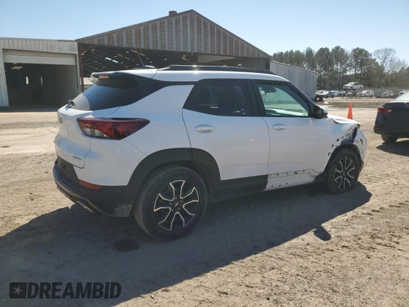 2022 Chevrolet TrailBlazer ACTIV with VIN KL79MVSL8NB132271, listed as a Copart auction lot 48526165 with 30,512 mi miles and Salvage Title. Bid and sale history available at carsss.com. Image 3.