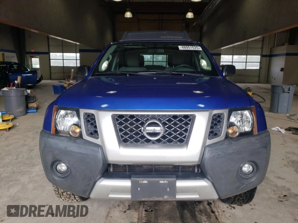 2015 Nissan Xterra Pro-4X z VIN 5N1AN0NW6FN659629, wystawiony jako Copart lot #48051525 z przebiegiem 139 585 mil mil oraz Szkoda całkowita • Salvage title. Historia ofert i sprzedaży dostępna na DreamBid. Obrazek 5.