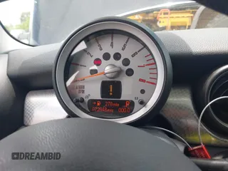 2008 MINI Hardtop S with VIN WMWMF73528TV34513, listed as a IAAI auction lot 42505556 with 72,848 mi miles and . Bid and sale history available at DreamBid. Image 7.
