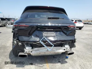 2019 Porsche Cayenne with VIN WP1AA2AY9KDA05256, listed as a Copart auction lot 61611175 with 64,148 mi miles and Salvage title. Bid and sale history available at DreamBid. Image 6.