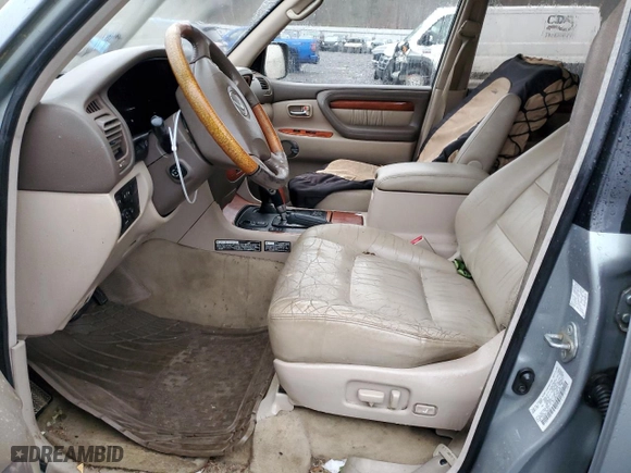 2001 Lexus LX 470 with VIN JTJHT00W913503859, listed as a Copart auction lot 86538464 with 260,956 mi miles and Clean Title. Bid and sale history available at carsss.com. Image 7.