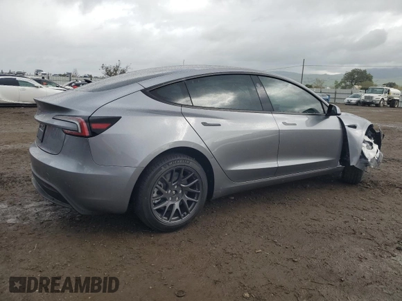 2025 Tesla Model 3 Long Range with VIN 5YJ3E1EAXSF980461, listed as a Copart auction lot 51093215 with 225 mi miles and Salvage title. Bid and sale history available at DreamBid. Image 3.