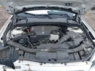 2015 BMW X1 xDrive28i with VIN WBAVL1C52FVY26383, listed as a IAAI auction lot 41755752 with 1 mi miles. Bid and sale history available at carsss.com. Image 10.