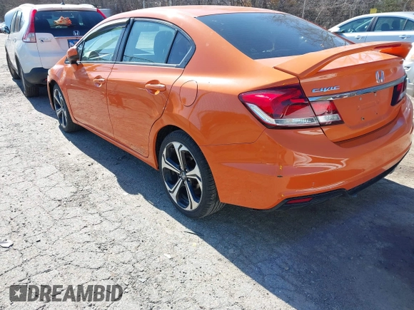 2015 Honda Civic Sedan Si with VIN 2HGFB6E53FH701374, listed as a IAAI auction lot 42051001 with 121,037 mi miles. Bid and sale history available at carsss.com. Image 3.