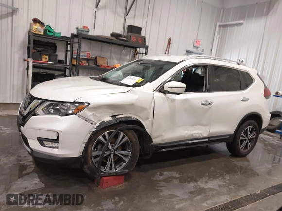 2018 Nissan Rogue SV z VIN 5N1AT2MV4JC809851, wystawiony jako IAAI lot #42018363 z przebiegiem 67 917 mil mil oraz . Historia ofert i sprzedaży dostępna na DreamBid. Obrazek 14.