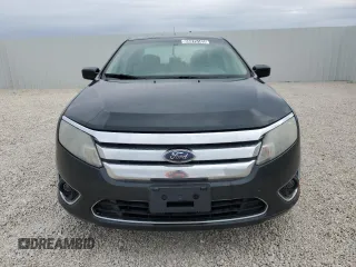 2010 Ford Fusion Hybrid with VIN 3FADP0L39AR143488, listed as a Copart auction lot 88979185 with 149,292 mi miles and Clean Title. Bid and sale history available at carsss.com. Image 5.
