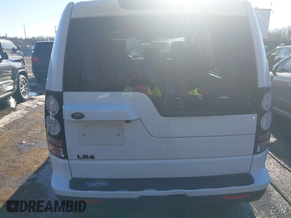 2016 Land Rover LR4 HSE with VIN SALAG2V68GA800308, listed as a IAAI auction lot 41307574 with 97,370 mi miles and . Bid and sale history available at DreamBid. Image 17.