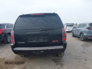 2008 GMC Yukon Denali z VIN 1GKFK63858J135414, wystawiony jako IAAI lot #42065065 z przebiegiem 170 458 mil mil oraz . Historia ofert i sprzedaży dostępna na DreamBid. Obrazek 16.