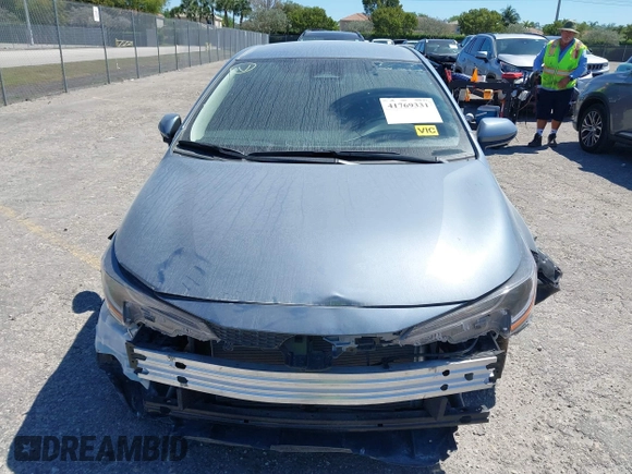 2025 Toyota Corolla LE z VIN 5YFB4MDEXSP240479, wystawiony jako IAAI lot #41769331 z przebiegiem 1075 mil mil oraz . Historia ofert i sprzedaży dostępna na DreamBid. Obrazek 13.