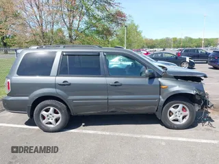 2007 Honda Pilot EX-L z VIN 2HKYF18637H530072, wystawiony jako IAAI lot #42147635 z przebiegiem 82 876 mil mil oraz . Historia ofert i sprzedaży dostępna na DreamBid. Obrazek 12.