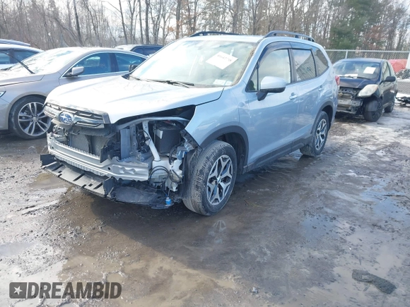 2023 Subaru Forester Premium with VIN JF2SKAEC7PH545010, listed as a IAAI auction lot 41642738 with 18,664 mi miles. Bid and sale history available at carsss.com. Image 2.