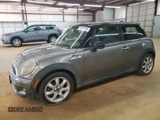 2010 MINI Hardtop S with VIN WMWMF7C59ATW88691, listed as a Copart auction lot 51974255 with Not Provided miles and Clean Title. Bid and sale history available at DreamBid. Image 1.