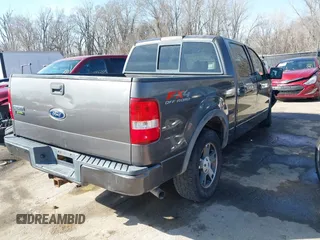 2004 Ford F-150 XLT with VIN 1FTPW145X4KB60082, listed as a IAAI auction lot 41768556 with 256,533 mi miles. Bid and sale history available at carsss.com. Image 4.