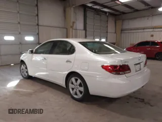 2005 Lexus ES 330 with VIN JTHBA30G955076779, listed as a IAAI auction lot 41622673 with 209,363 mi miles. Bid and sale history available at carsss.com. Image 3.