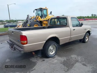 1997 Ford Ranger XLT with VIN 1FTCR10A9VUB20185, listed as a IAAI auction lot 42431034 with 198,098 mi miles and . Bid and sale history available at DreamBid. Image 4.
