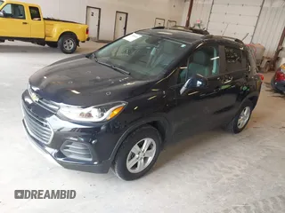 2022 Chevrolet Trax LT with VIN KL7CJPSM1NB563974, listed as a IAAI auction lot 42080504 with 18,396 mi miles and . Bid and sale history available at DreamBid. Image 17.