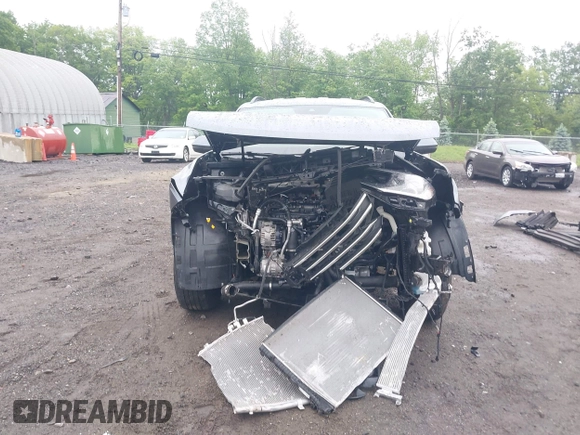 2024 Volkswagen Atlas SE with VIN 1V2LR2CA8RC514627, listed as a IAAI auction lot 42314638 with 18,722 mi miles and . Bid and sale history available at DreamBid. Image 6.