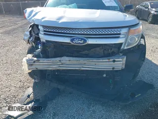 2011 Ford Explorer XLT with VIN 1FMHK8D85BGA21377, listed as a IAAI auction lot 41784792 with 192,114 mi miles and . Bid and sale history available at carsss.com. Image 6.