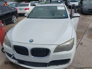 2012 BMW 7 Series 750Li с VIN WBAKB8C58CC963818, выставлен на аукционе IAAI как лот 42346005 с пробегом 189 995 миль миль и . История ставок и продаж доступна на DreamBid. Изображение 6.