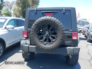 2015 Jeep Wrangler Unlimited Sport с VIN 1C4HJWDG7FL544447, выставлен на аукционе IAAI как лот 42283613 с пробегом 132 939 миль миль и . История ставок и продаж доступна на DreamBid. Изображение 16.
