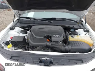 2018 Chrysler 300 with VIN 2C3CCAGG2JH269969, listed as a IAAI auction lot 41199752 with 99,332 mi miles. Bid and sale history available at carsss.com. Image 10.