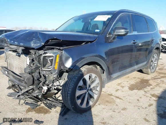 2021 Kia Telluride S with VIN 5XYP6DHC8MG111043, listed as a IAAI auction lot 41371141 with 72,966 mi miles. Bid and sale history available at carsss.com. Image 2.