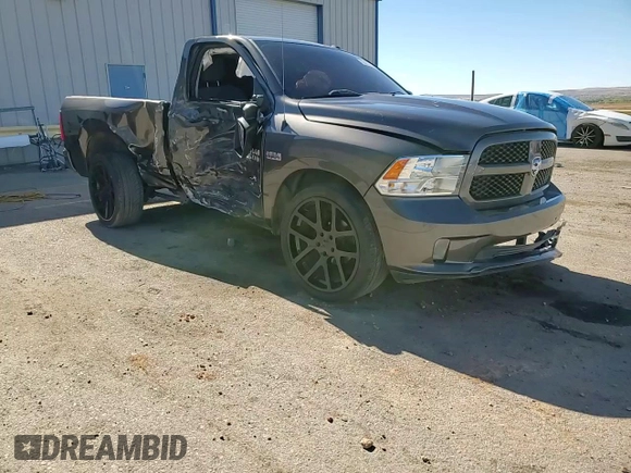 2018 Ram 1500 Express z VIN 3C6JR6AT8JG194710, wystawiony jako Copart lot #76321214 z przebiegiem 77 168 mil mil oraz Szkoda całkowita • Salvage title. Historia ofert i sprzedaży dostępna na DreamBid. Obrazek 14.