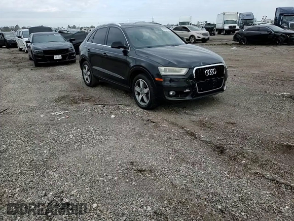 2015 Audi Q3 Premium Plus z VIN WA1BFCFS9FR002457, wystawiony jako Copart lot #87422994 z przebiegiem 135 890 mil mil oraz Szkoda całkowita • Salvage title. Historia ofert i sprzedaży dostępna na DreamBid. Obrazek 11.