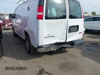 2020 GMC Savana Cargo Van with VIN 1GTW7AFG7L1265254, listed as a IAAI auction lot 40863188 with 86,054 mi miles. Bid and sale history available at carsss.com. Image 6.