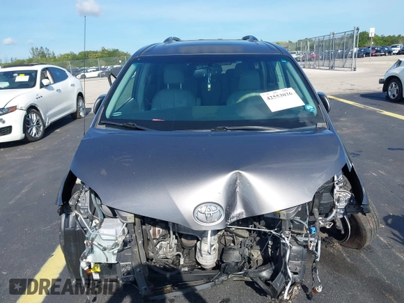 2011 Toyota Sienna XLE AAS with VIN 5TDYK3DC9BS117594, listed as a IAAI auction lot 42553026 with 156,808 mi miles and . Bid and sale history available at DreamBid. Image 6.