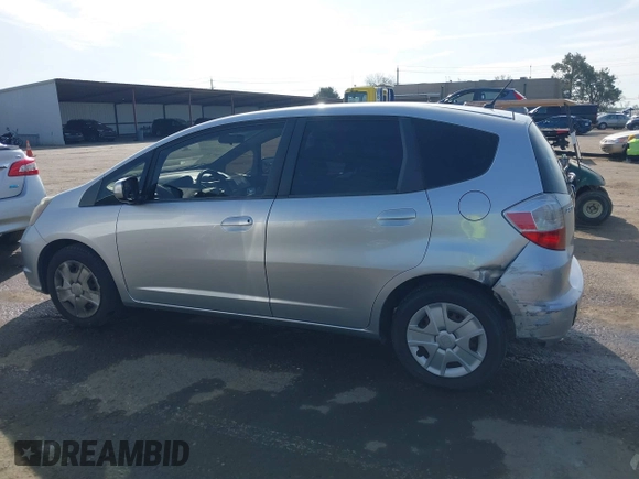 2012 Honda Fit с VIN JHMGE8H38CC037585, выставлен на аукционе IAAI как лот 41632572 с пробегом 109 510 миль миль и . История ставок и продаж доступна на DreamBid. Изображение 14.