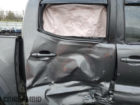 2018 Toyota Tacoma SR with VIN 3TMCZ5AN5JM132681, listed as a Copart auction lot 43244765 with 99,881 mi miles and Salvage Title. Bid and sale history available at carsss.com. Image 11.