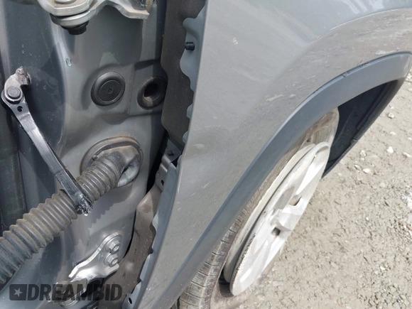 2019 Jeep Compass Latitude with VIN 3C4NJCBB3KT851086, listed as a IAAI auction lot 42248059 with 149,351 mi miles and . Bid and sale history available at DreamBid. Image 18.