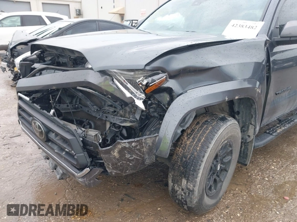 2022 Toyota Tacoma SR5 with VIN 3TMAZ5CN9NM195132, listed as a IAAI auction lot 42383482 with 51,011 mi miles and . Bid and sale history available at DreamBid. Image 6.