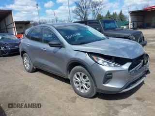 2024 Ford Escape Active with VIN 1FMCU9GN3RUB18665, listed as a IAAI auction lot 41883665 with 14,176 mi miles. Bid and sale history available at carsss.com. Image 13.