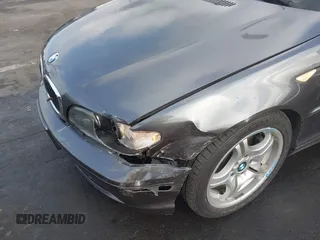 2005 BMW 3 Series 330Ci with VIN WBABD53475PL16418, listed as a IAAI auction lot 41217356 with 158,274 mi miles and . Bid and sale history available at carsss.com. Image 6.