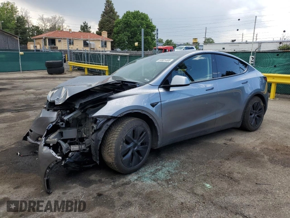 2024 Tesla Model Y Long Range с VIN 7SAYGDEE1RF161579, выставлен на аукционе Copart как лот 59901495 с пробегом 38 556 миль миль и Списание • Salvage title. История ставок и продаж доступна на DreamBid. Изображение 1.
