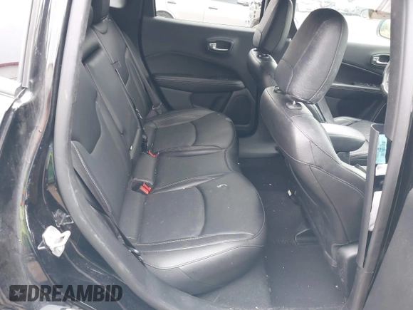 2021 Jeep Compass 80th Anniversary z VIN 3C4NJDEB5MT566331, wystawiony jako IAAI lot #39620364 z przebiegiem 48 826 mil mil oraz . Historia ofert i sprzedaży dostępna na DreamBid. Obrazek 8.