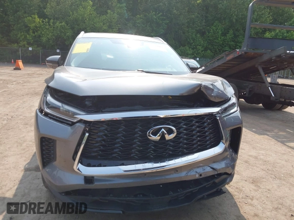 2023 Infiniti QX60 Luxe z VIN 5N1DL1FSXPC359769, wystawiony jako IAAI lot #42389617 z przebiegiem 32 281 mil mil oraz . Historia ofert i sprzedaży dostępna na DreamBid. Obrazek 11.
