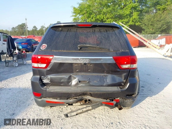 2012 Jeep Grand Cherokee Laredo with VIN 1C4RJFAG5CC234382, listed as a IAAI auction lot 42010153 with 185,078 mi miles. Bid and sale history available at carsss.com. Image 16.